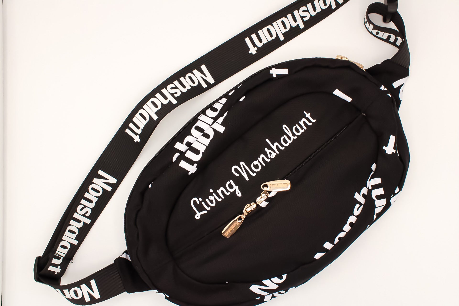 Unison Living Nonshalant waist bag