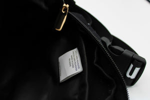 Unison Living Nonshalant waist bag