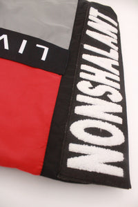 Living Nonshalant windbreaker
