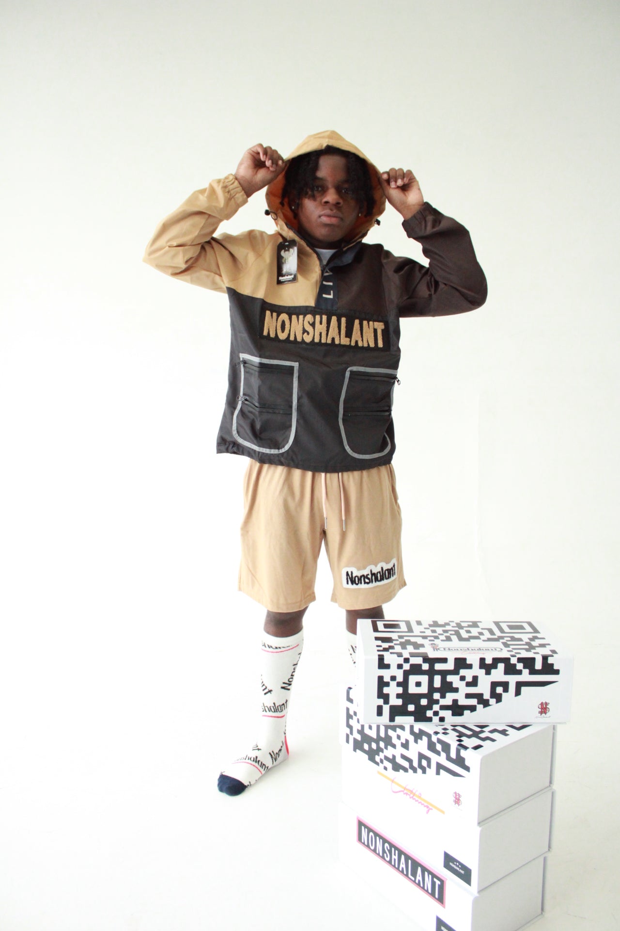 Living Nonshalant windbreaker