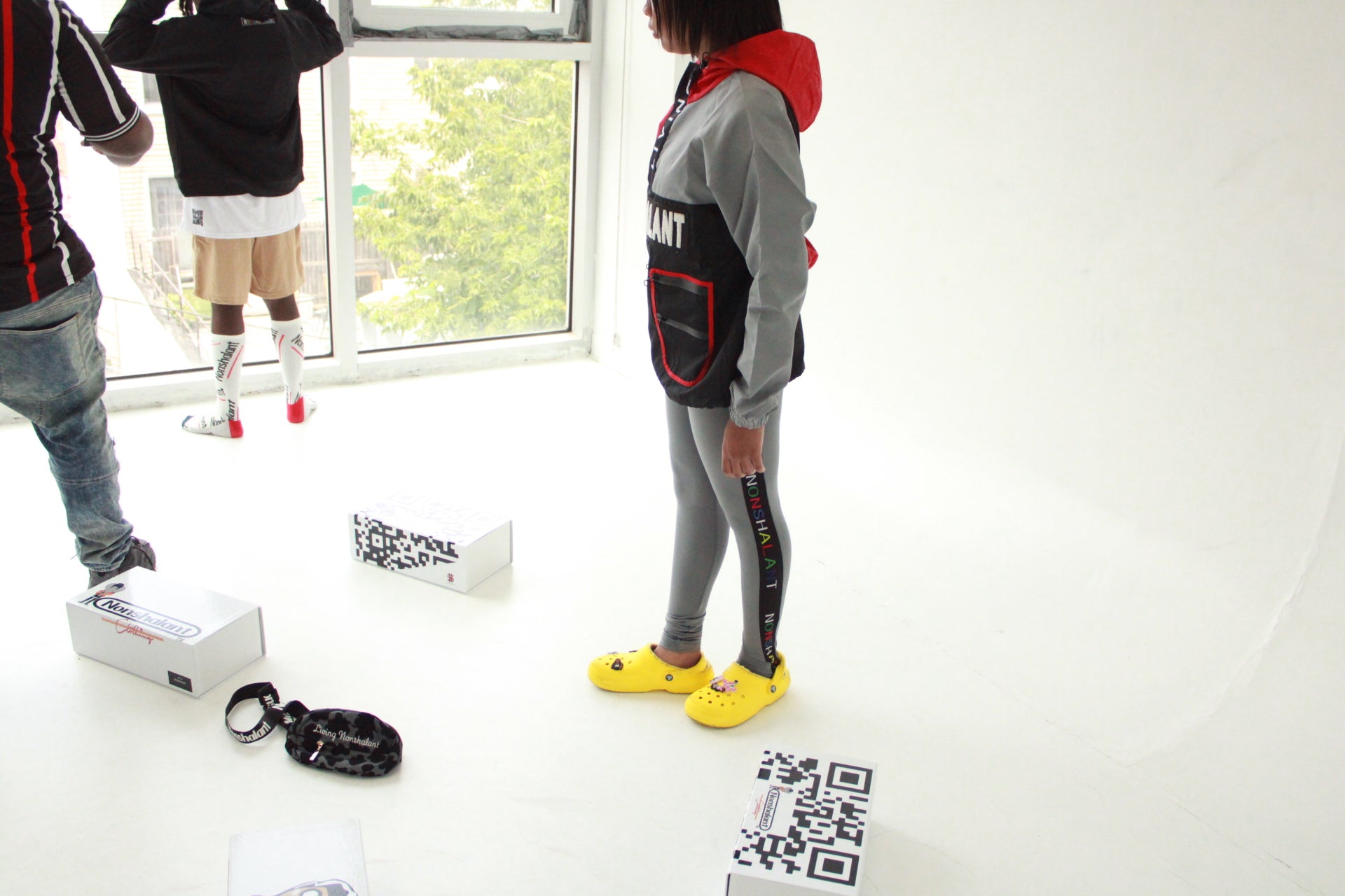Living Nonshalant windbreaker